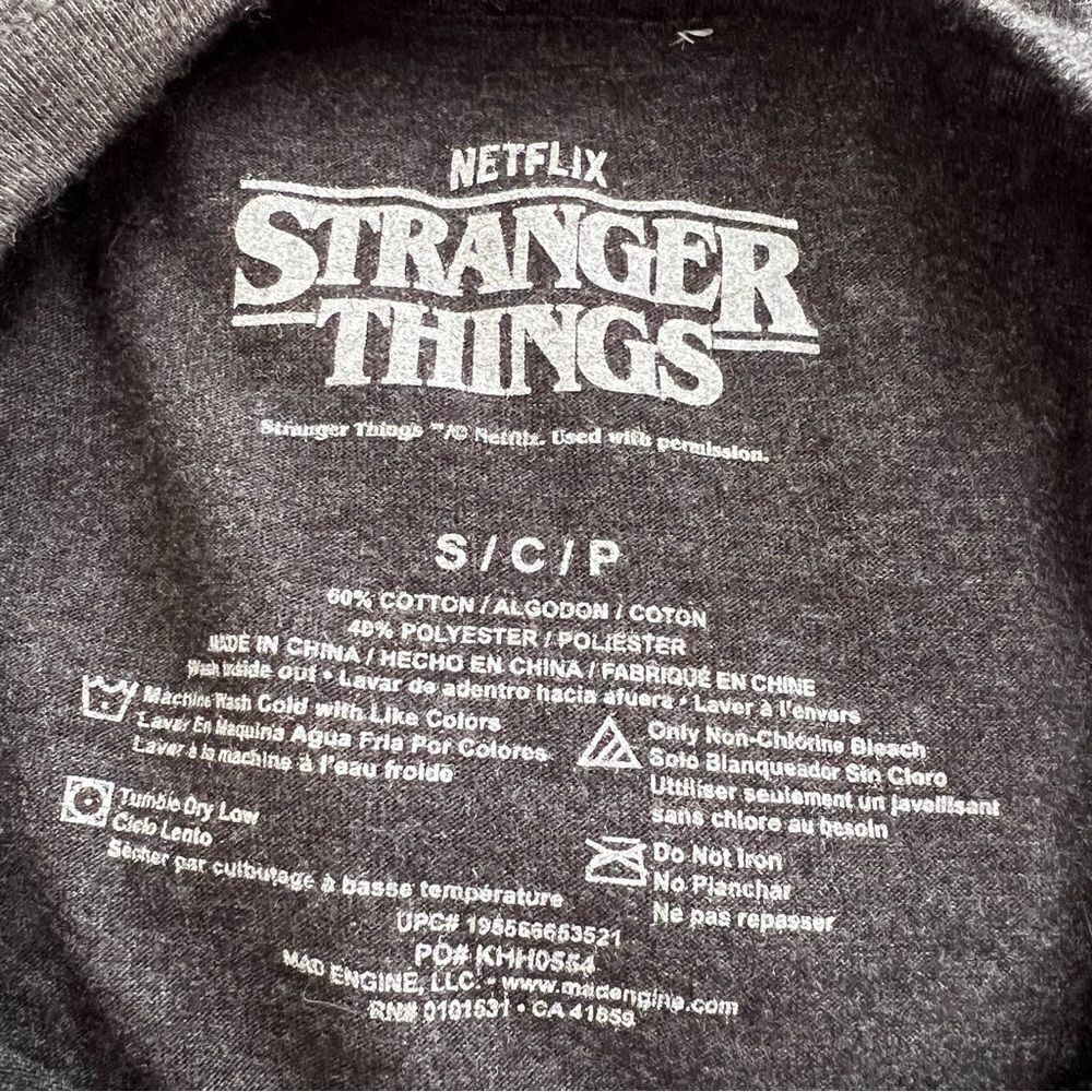 *2/$25* Stranger Things Netflix Tee size S - Picture 4 of 4